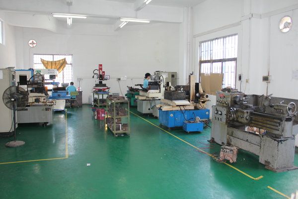 Wire cutting room